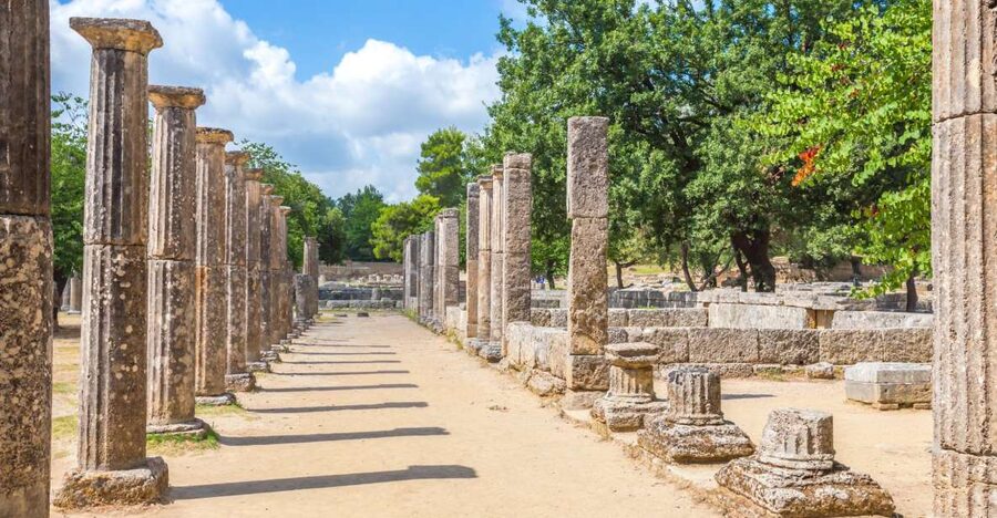 Katakolo Port: Transfer to Ancient Olympia and VR Audio Tour - What you pay for, and what you still need to budget