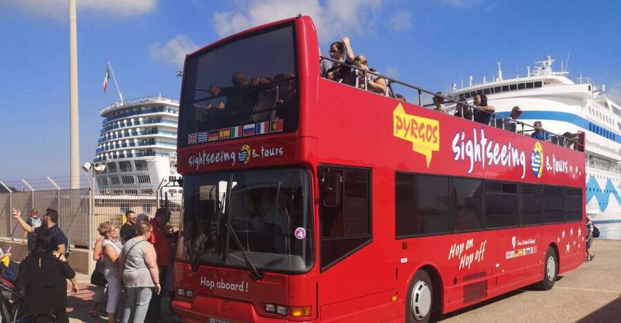 Katakolo: Pyrgos and Katakolo Hop-on Hop-off Bus Tour - Audio commentary, staff, and practical comfort