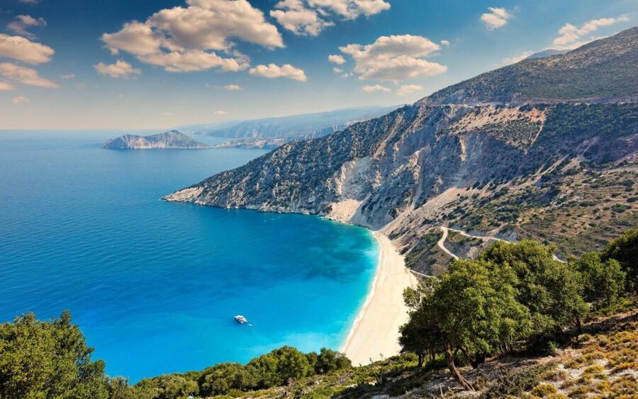 Kefalonia: Island Highlights Bus and Boat Tour with Lunch - What this Kefalonia tour is really good at