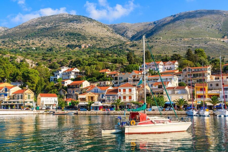 Kefalonia: Island Sightseeing Bus Tour with Hotel Transfer - Why this bus tour works for a first day on Kefalonia