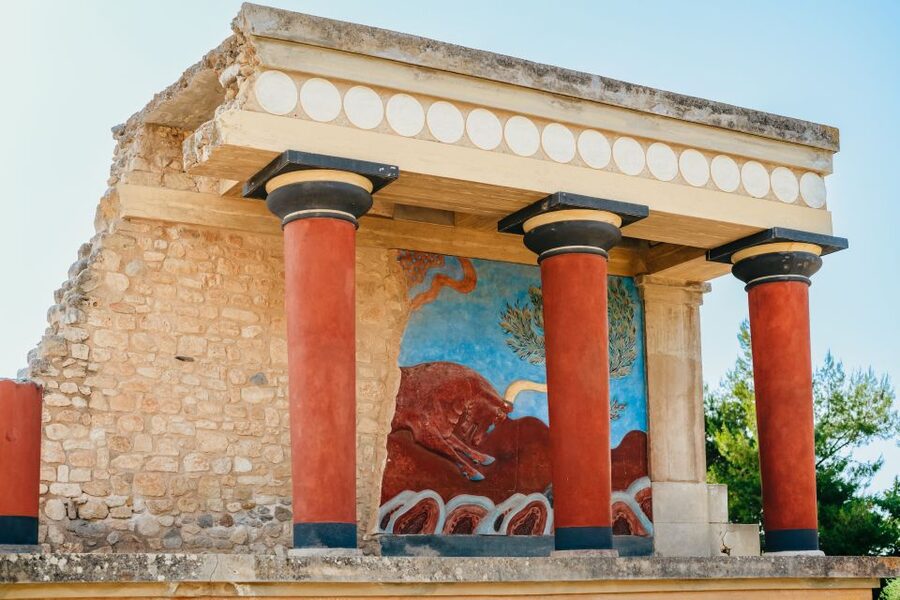 Knossos: Knossos Palace Skip-the-Line Guided Walking Tour - Adding the Heraklion Archaeological Museum