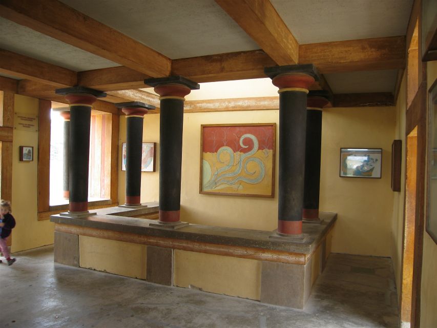 Knossos Palace guided tour - Heraklion City tour + market - My recommendation