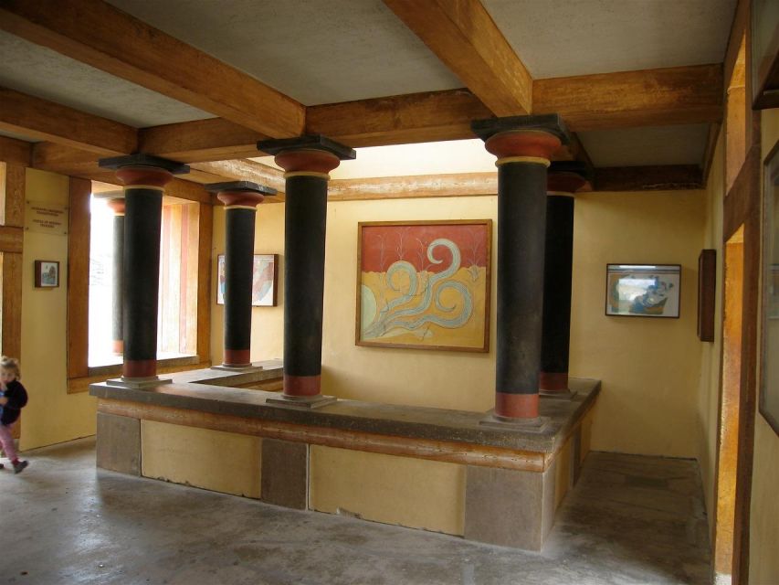 Knossos Palace & Heraklion Full-Day Tour from Chania Area - Should you book the Knossos and Heraklion day?
