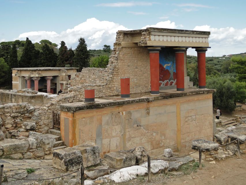 Knossos Palace & Heraklion Full-Day Tour from Chania Area - Comfort, timing, and the long return