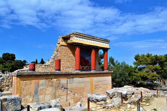 Knossos Palace, Museum & Rethymno city Private Tour from Chania - Heraklion Archaeological Museum: the pieces that explain Knossos