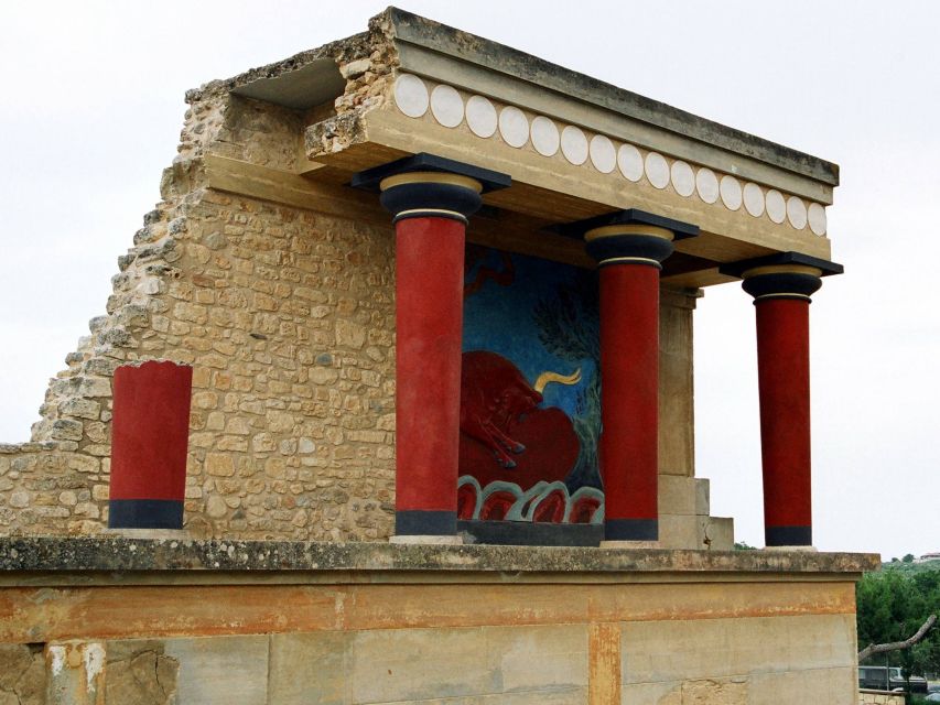 Knossos Palace Skip-the-Line Ticket & Private Guided Tour - What the private format changes