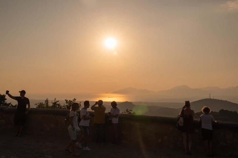 Kos: Zia Village Sunset Tour with Hotel Pickup - Finding a restaurant with a view