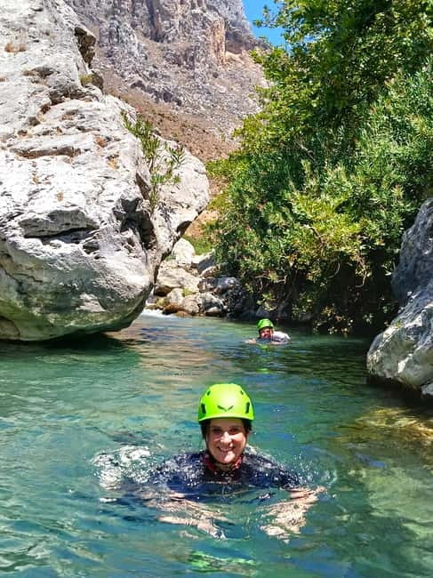 Kourtaliotiko Gorge: Guided River Adventure Trek with Lunch - How the guide shapes the day