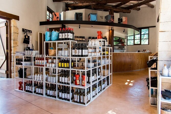 Manousakis Winery Shuttle Service Tour and Taste - From Chania to the vineyards of Vatolakkos