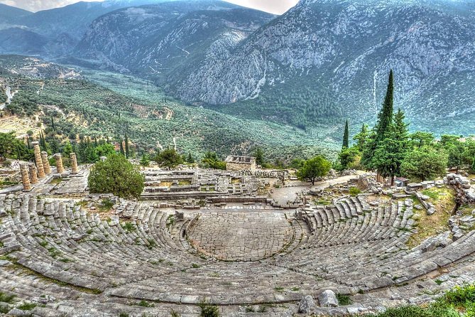 Mercedes Private Tour to Delphi and Arachova - What the drivers add to the day