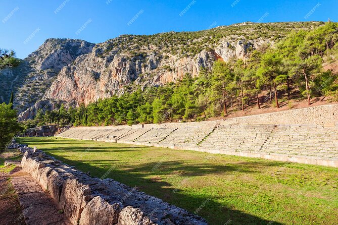 Mercedes Private Tour to Delphi and Arachova - Timing, comfort, and the private format