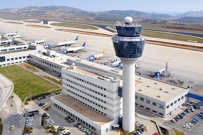 Mercedes Private transfer from Athens to International Airport - The Mercedes E Class makes the ride more comfortable