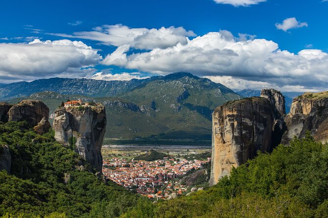 Meteora Day Trip with central Pick up & optional Lunch - Lunch in Kalabaka and Kastraki