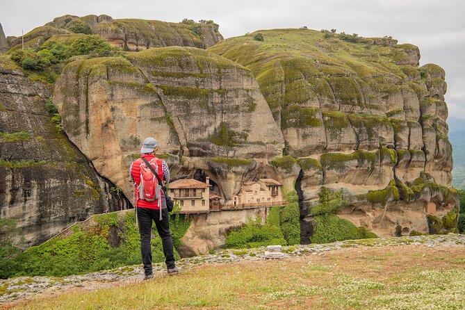 Meteora & Delphi 3 Days Semi Private Tour - Choosing the hike or the half-day sightseeing option