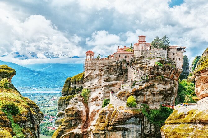 Meteora Full Day Private Tour from Athens including Lunch - Your early Athens pickup and four-hour drive