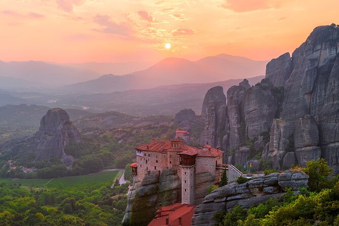 Meteora Full Day Private Tour from Athens including Lunch - Visiting up to three Meteora monasteries