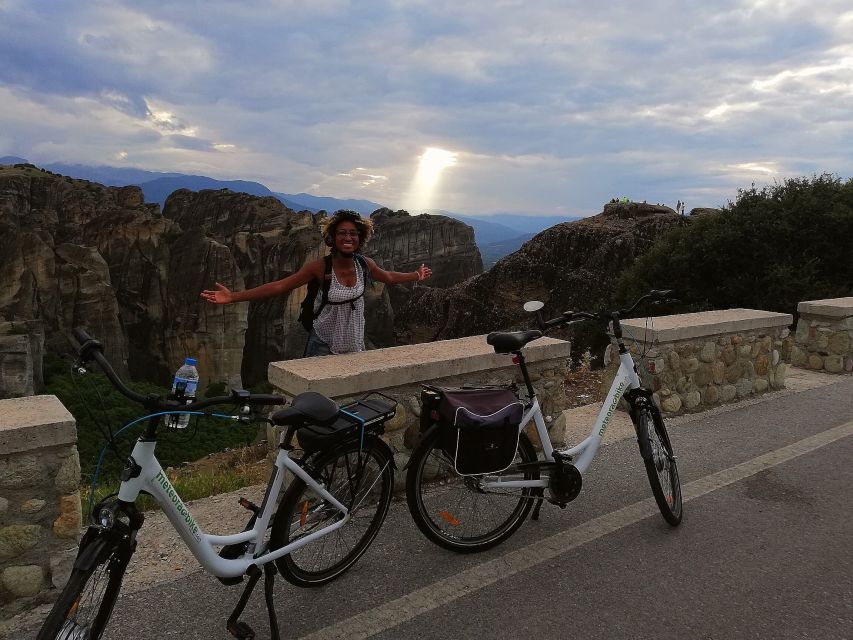 Meteora Sunset Tour on E-bikes - Riding toward the Meteora cliffs