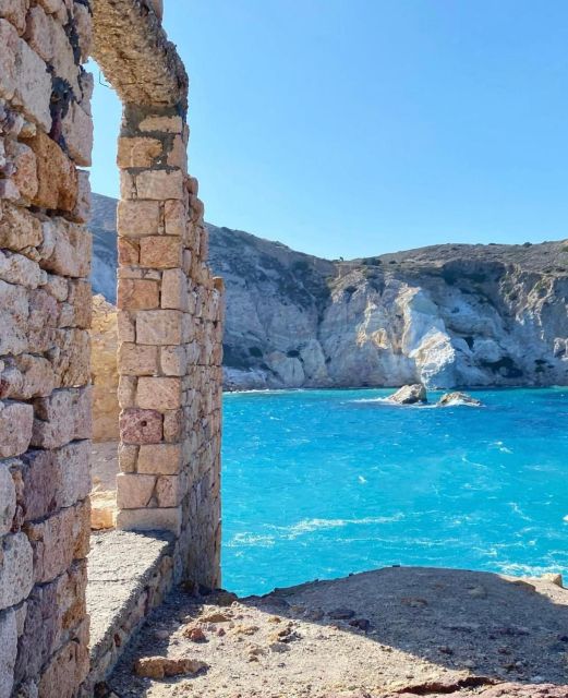 Milos Instagram Tour - Timing, transport, and what to bring