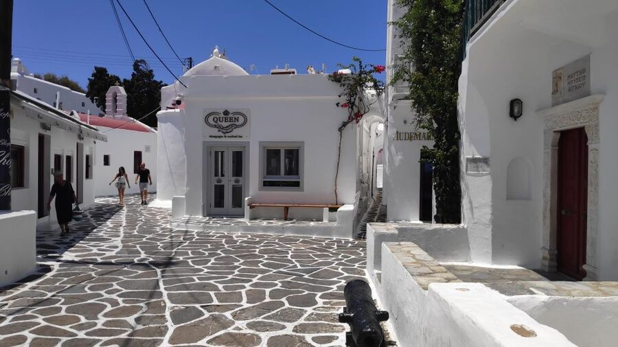 Mykonos: Highlights Walking Tour with a Local - Key points to know before booking