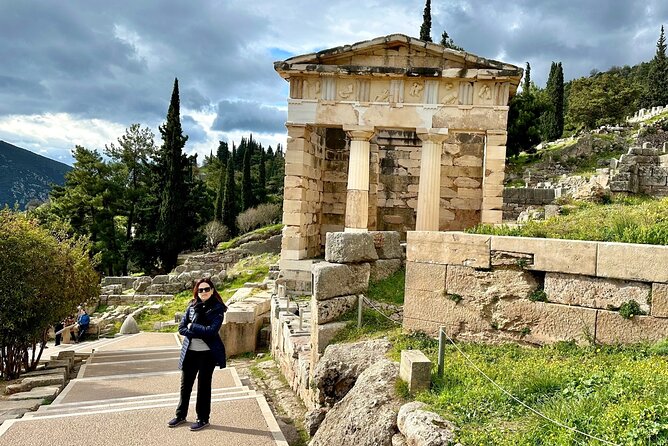Mystical Delphi & Hosios Loukas Byzantine Wonder Luxury Day Tour - The museum gives Delphi its faces