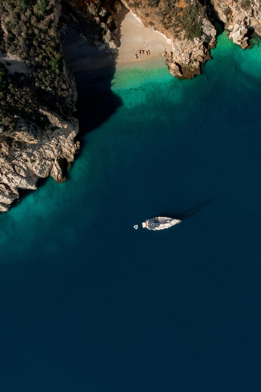 Nafplio Sun Sail Cruises | Semi-Private Half Day | With Meal - History and views without a classroom feel