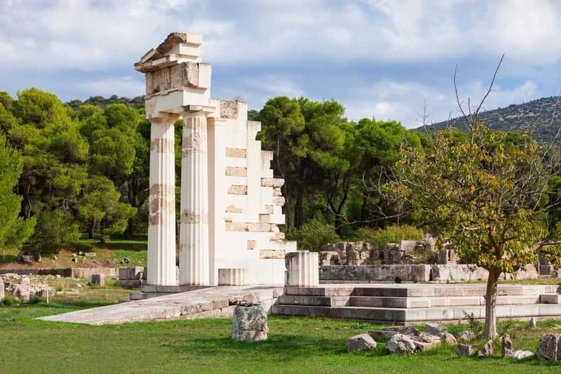 Nafplion: Mycenae and Epidaurus Day Tour - Why Mycenae and Epidaurus belong together