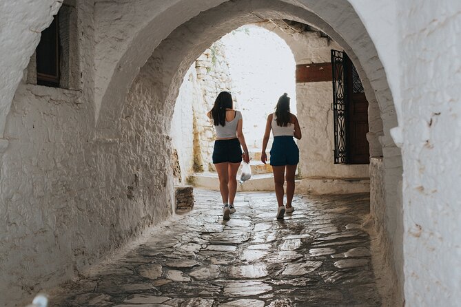 Naxos Highlights Bus Tour with Free Time for Lunch at Apeiranthos - Apeiranthos, marble lanes, and lunch with local dishes