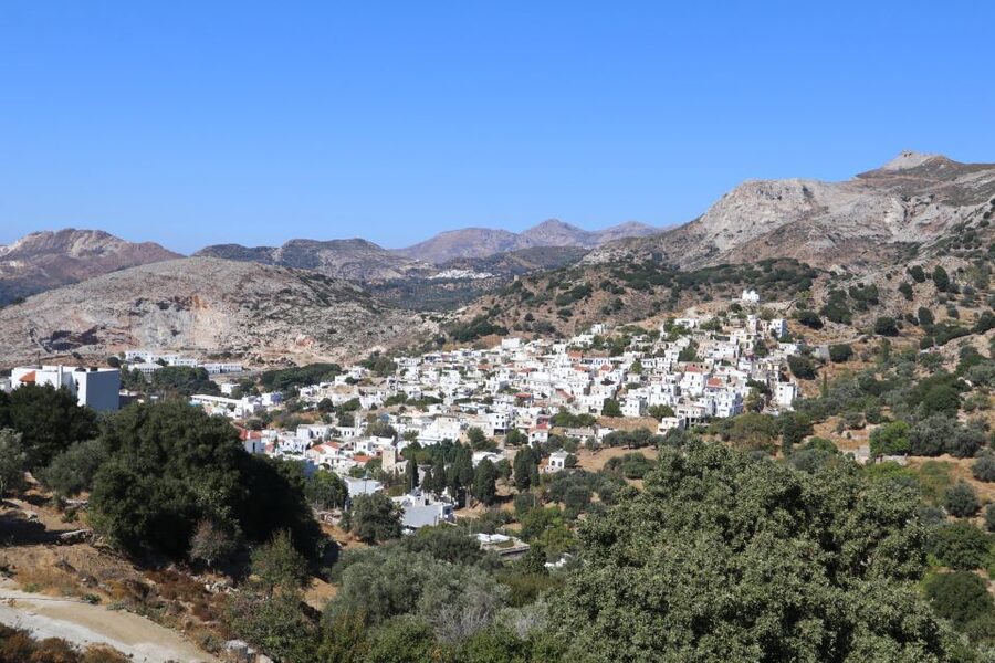 Naxos: Hike to the Top of Mount Zas with a Guide - Descending to a proper Naxian picnic