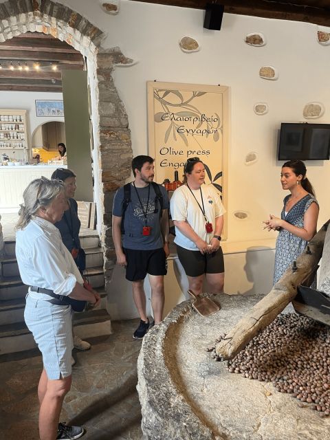 Naxos: Private E-Bike Tour with Farm Lunch - A farm lunch at a traditional Naxian tavern