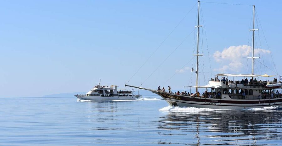 Ouranoupoli: Mount Athos Peninsula Sightseeing Cruise - Eight Monasteries Along the Western Peninsula