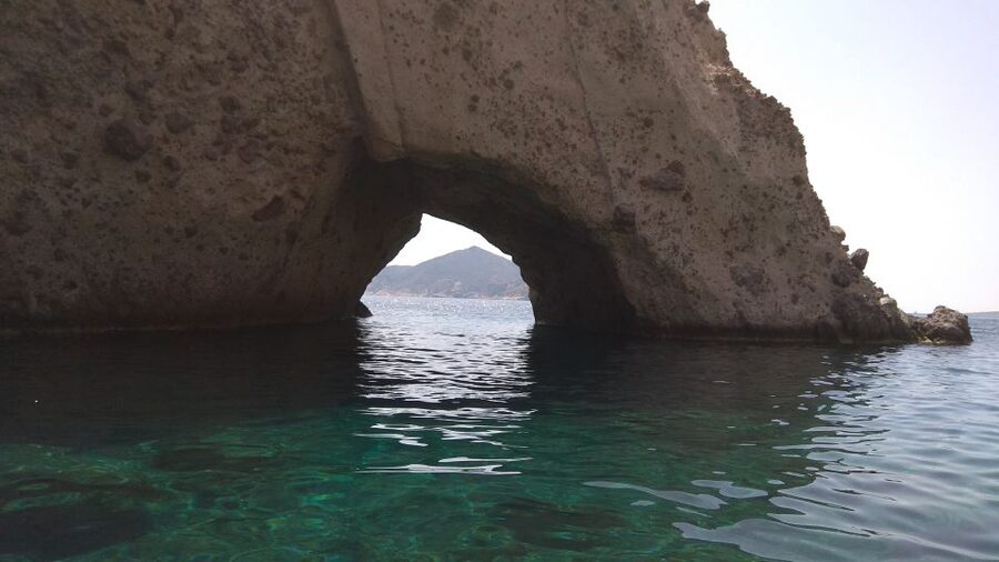Paros: Antiparos Island and Despotiko Private Boat Trip - Faneromeni Beach and the value of a second swim