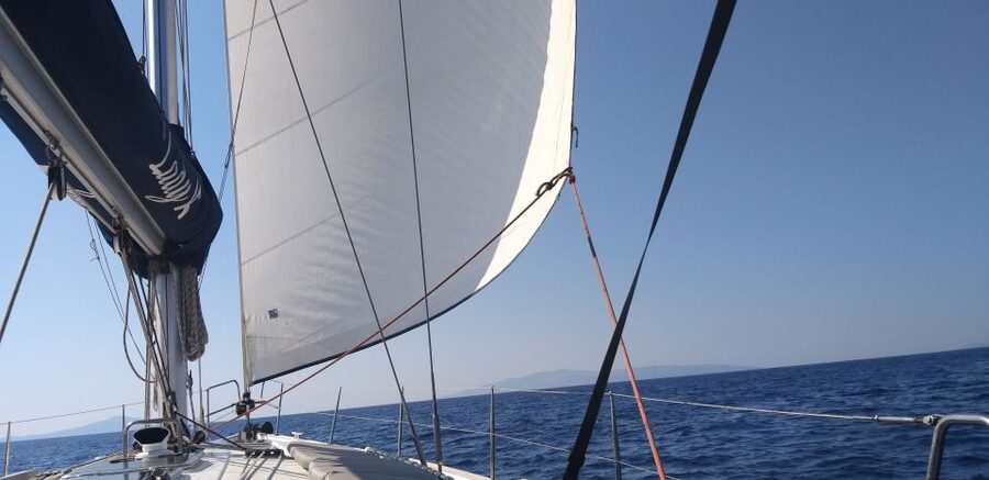 Paros: Iraklia, Schinoussa, & Naxos Sailing Tour with Lunch - Leaving Paros from Piso Livadi