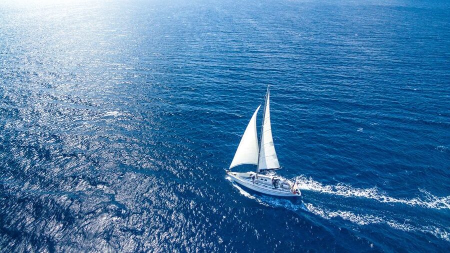 Paros: Iraklia, Schinoussa, & Naxos Sailing Tour with Lunch - What the boat day feels like in practice