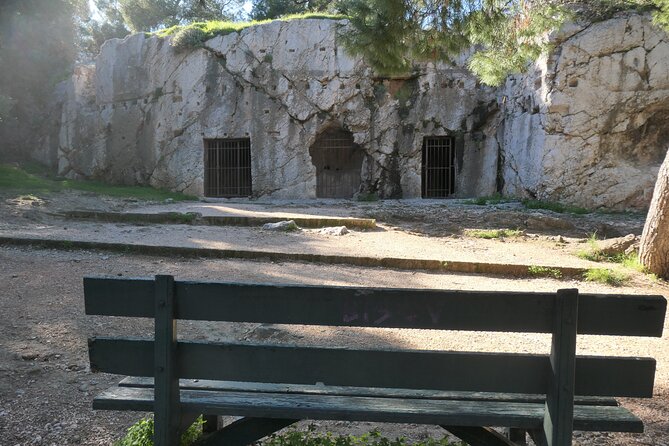 Philosophical Tour in Athens - Philopappos Monument and the recipe for happiness
