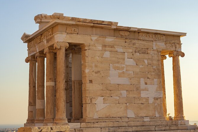 Private Acropolis Guided Tour - What the guides add to the experience