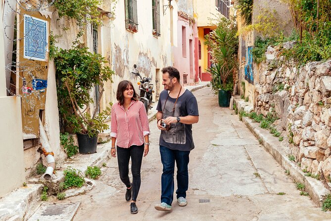 Private City Kickstart Tour: Hidden Districts - A local start near Ermou Street