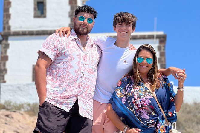 Private Customized Santorini Land Tour with a Local Driver - Red Beach, a quick volcanic coast stop