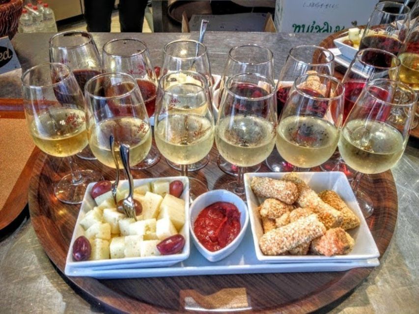 Private Group Visit to Akrotiri & 3 Wineries with Tastings - Who will enjoy this tour most