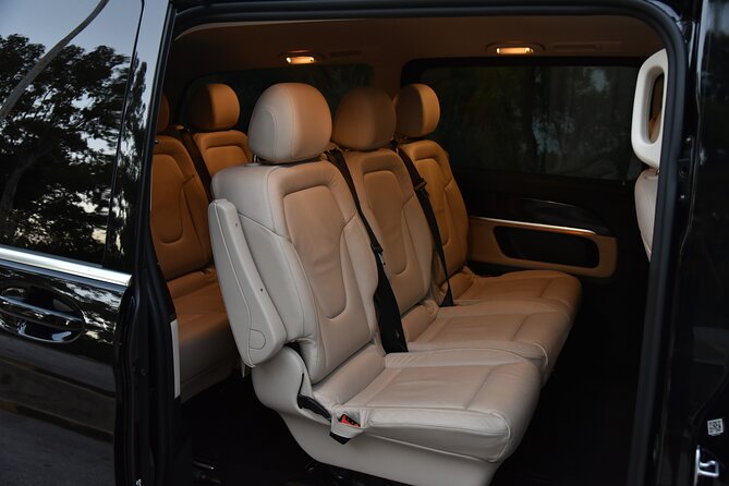 Private Limo Transfer From ATH Airport To Athens/Pireaus/Suburbs - The Mercedes ride and what is included