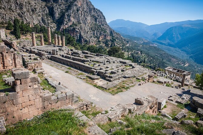 Private Luxury Tour: Delphi & Thermopylae – The 300’s Legacy - One hour in the Delphi Archaeological Museum