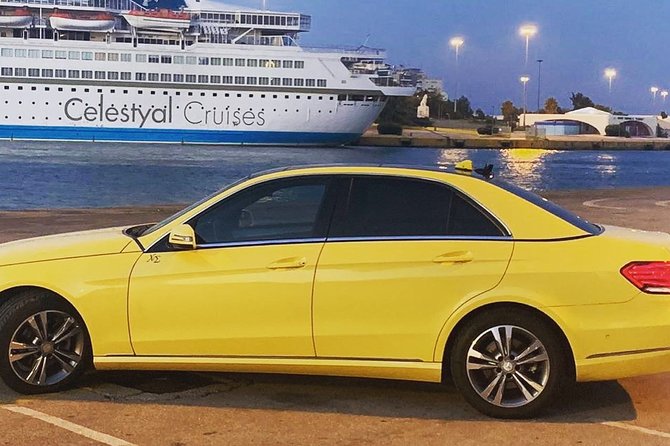 Private transfer from Athens International Airport to ATHENS CITY - Meeting your driver inside Athens Airport