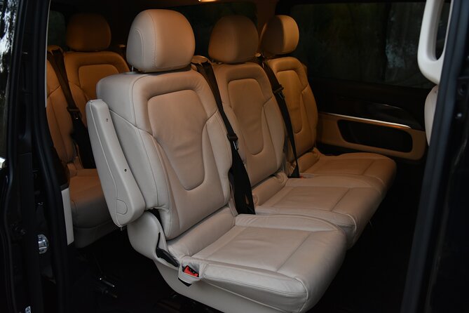 Private Transfer From Pireaus Port To Athens Airport - A transfer that can turn into a short Athens introduction