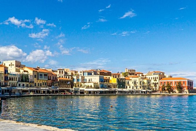 PRIVATE Walking Tour with Lunch and Wine Tasting by a Sommelier - Who should book this experience?