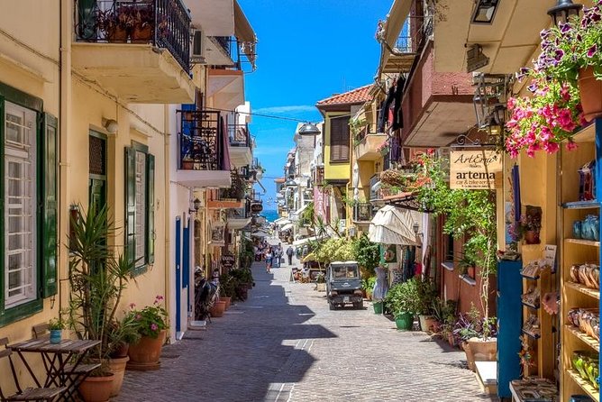 PRIVATE Walking Tour with Lunch and Wine Tasting by a Sommelier - Should you book the Chania food and wine walk?