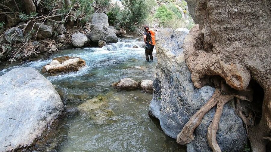 Rethymno: Canyoning Tour in the Kourtaliotiko Gorge - Should you book the Kourtaliotiko canyoning tour?