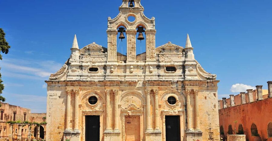 Rethymno: Melidoni Cave and Arkadi Monastery Half-Day Trip - Leaving Rethymno for the Cretan interior