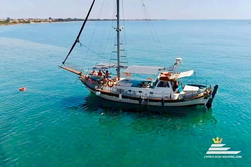 Rhodes: Cruise with 4 Swim Stops, Lunch, Drinks & Transfers - A four-hour route through Rhodes coves