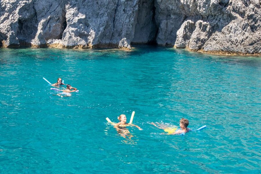 Rhodes: Full Day East Coast Bay to Bay Boat Trip with Lunch - Kallithea Bay: the final swim