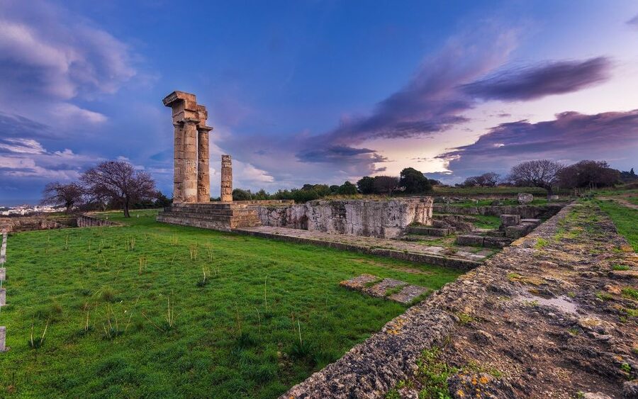 Rhodes: Hop-On Hop-Off City Tour Bus - The Old Town and Palace of the Grand Master
