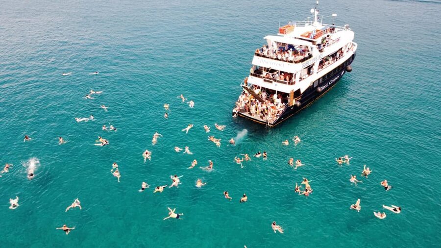Rhodes: Lindos Cruise with 2 Swim Stops - The long sail to Lindos